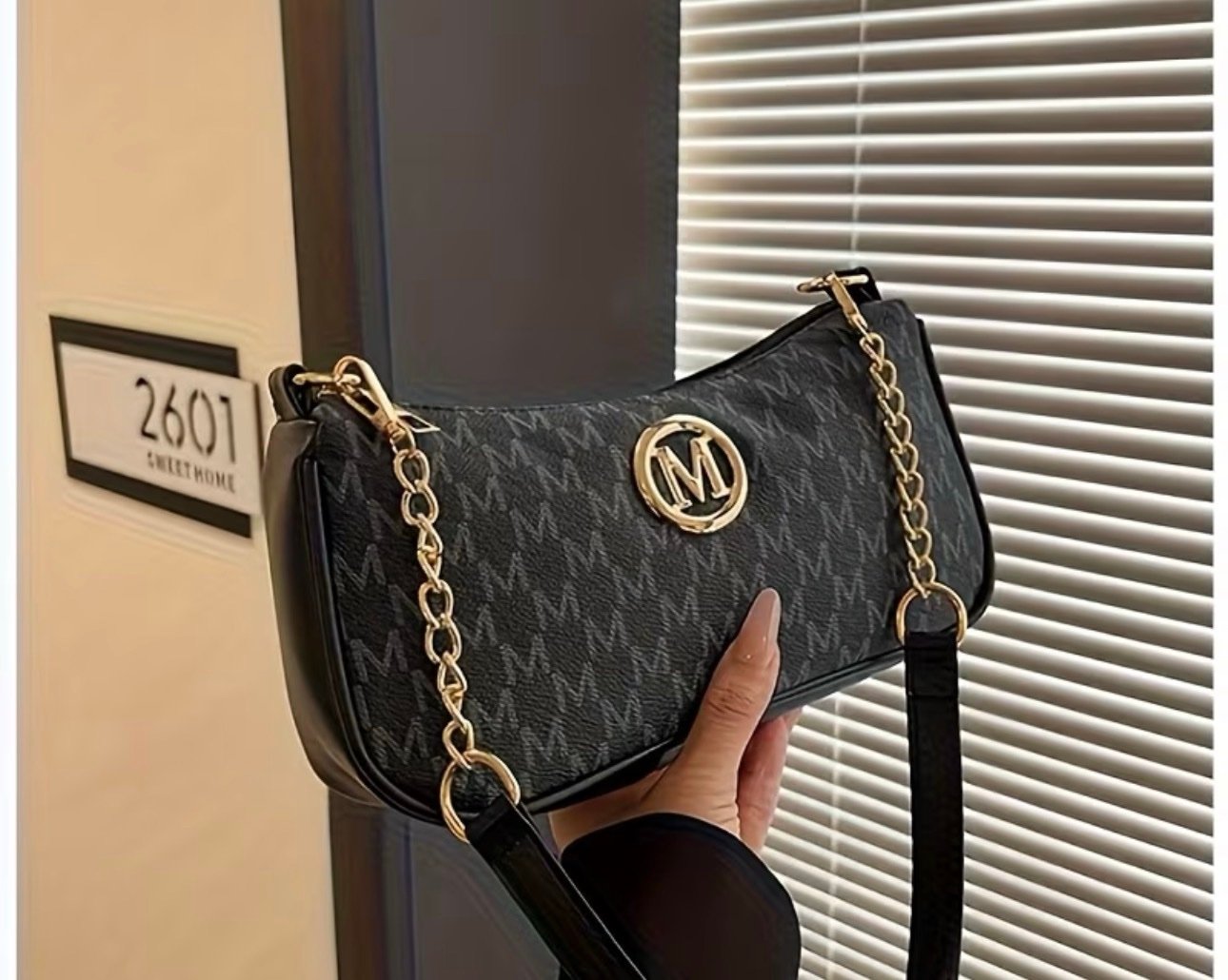 Women's handbag