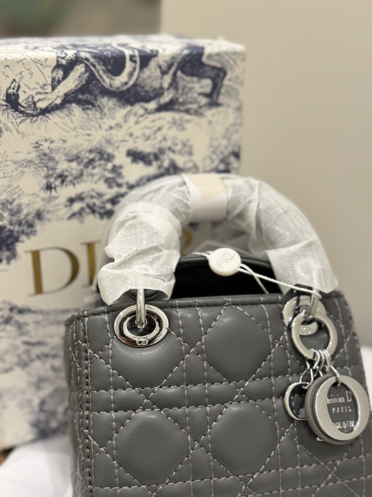 photo-2026-01-28-21-11-02-2-2 حقيبة يد نسائية - الصورة 1