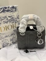 ⁦حقيبة يد نسائية⁩ - الصورة ⁦4⁩